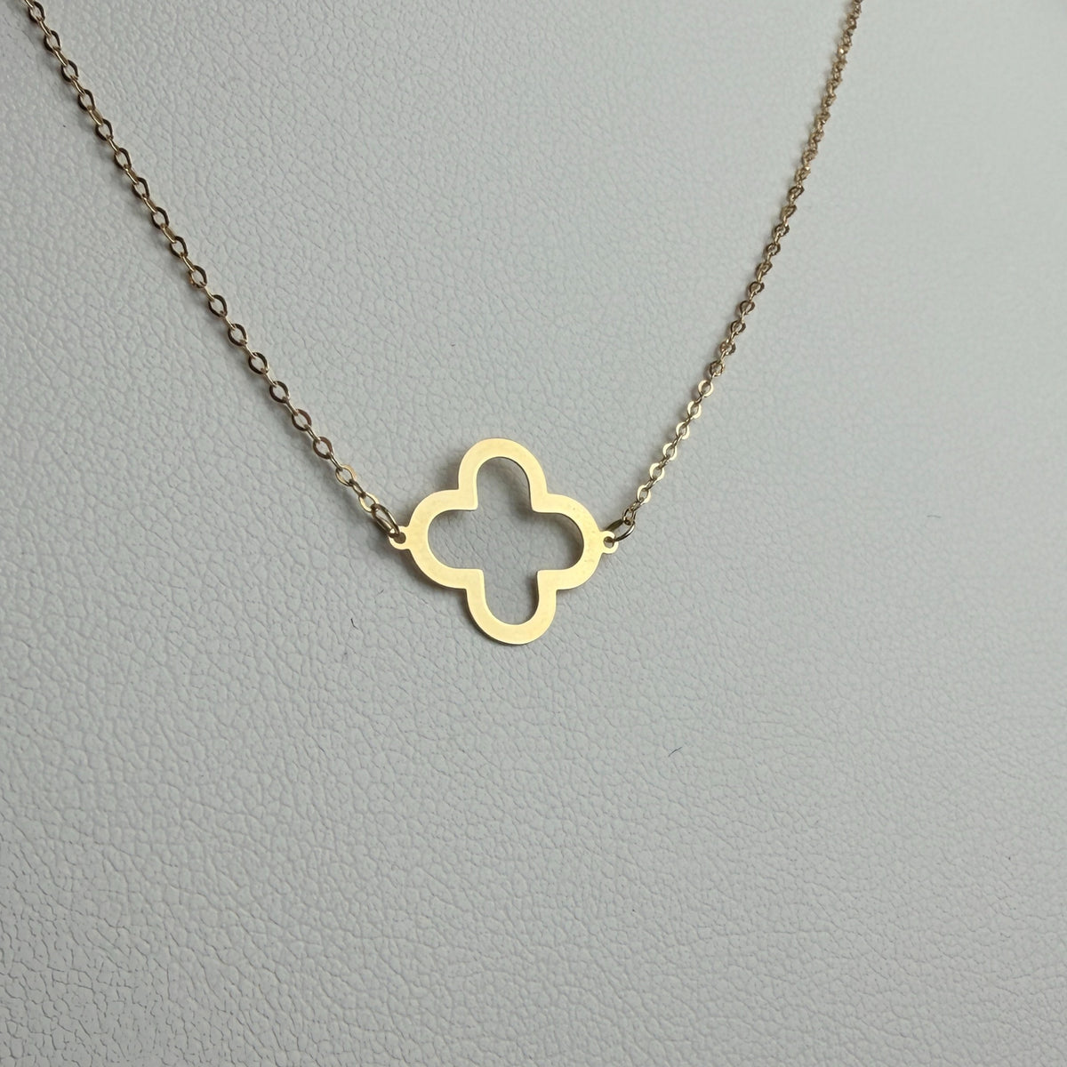 Collar Empty Clover
