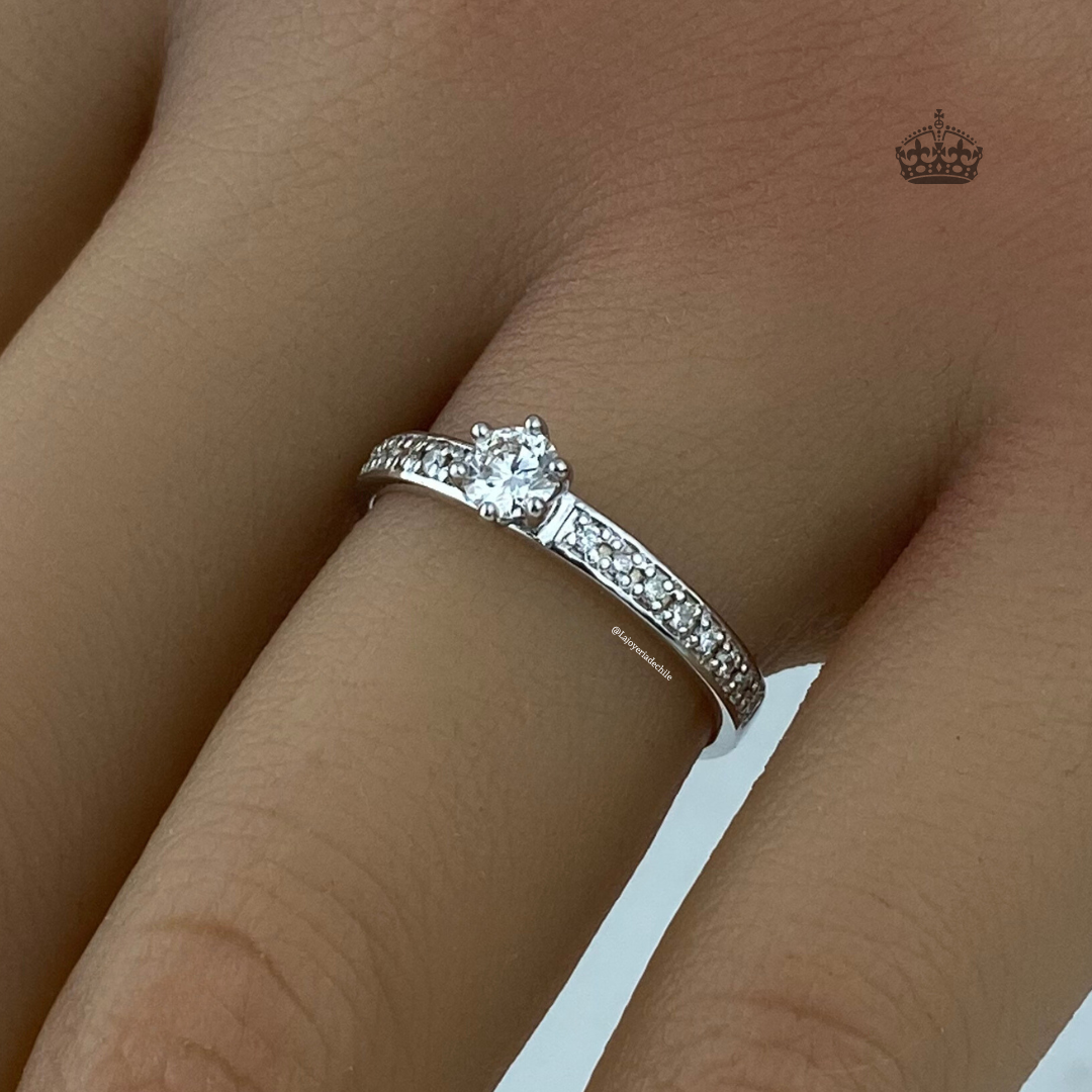 Anillo de compromiso "Pave Anastasia"