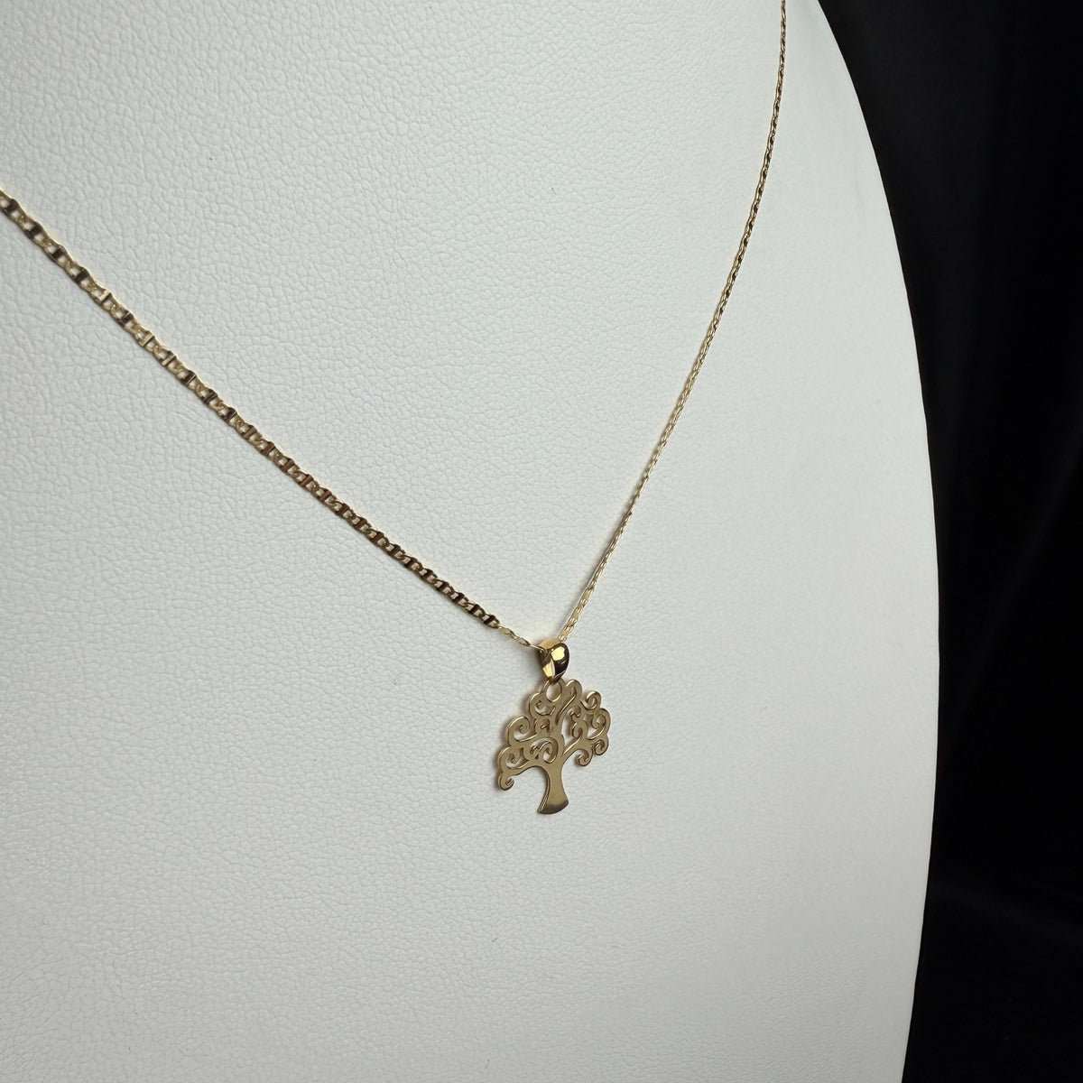 Cadena Gucci Tree