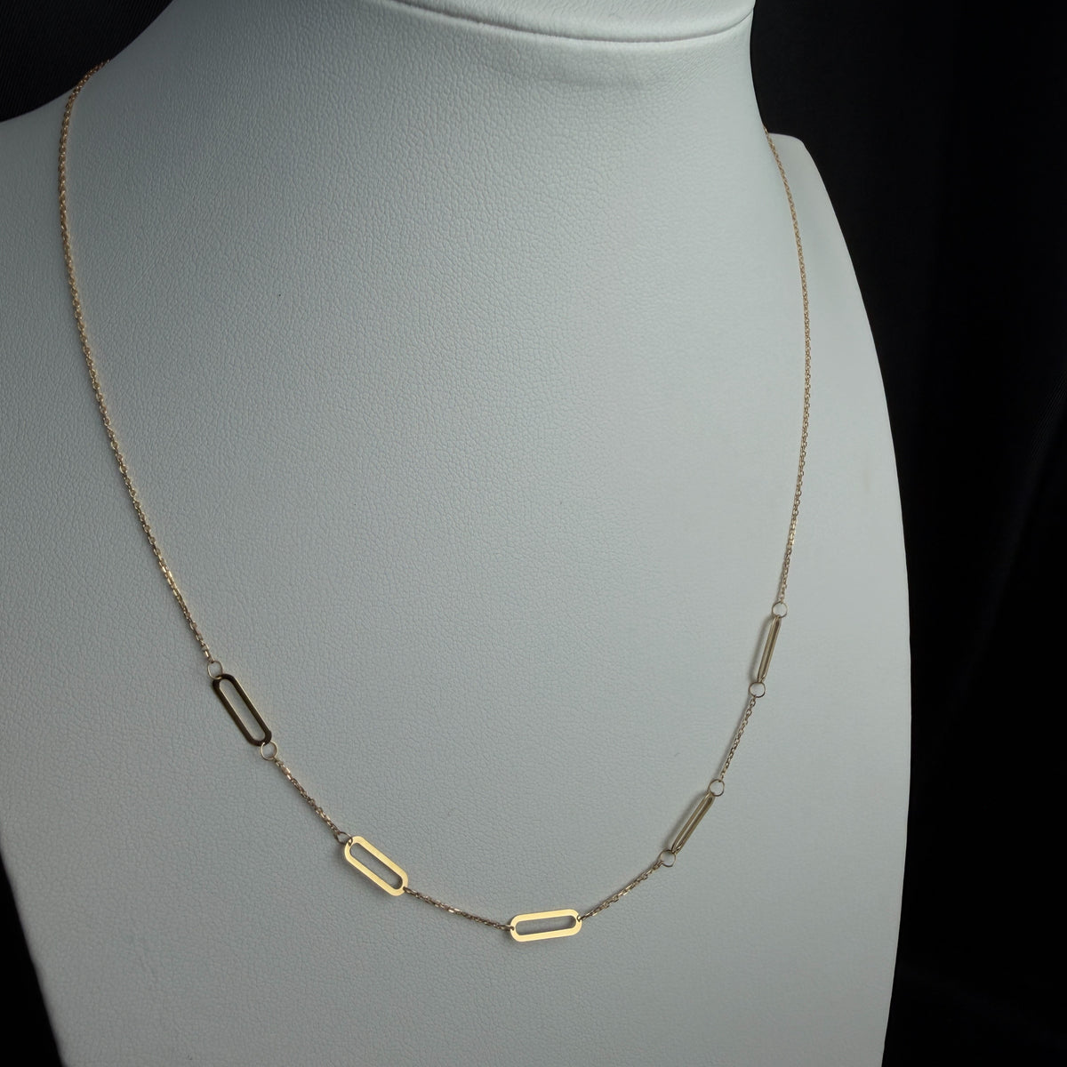 Collar Links